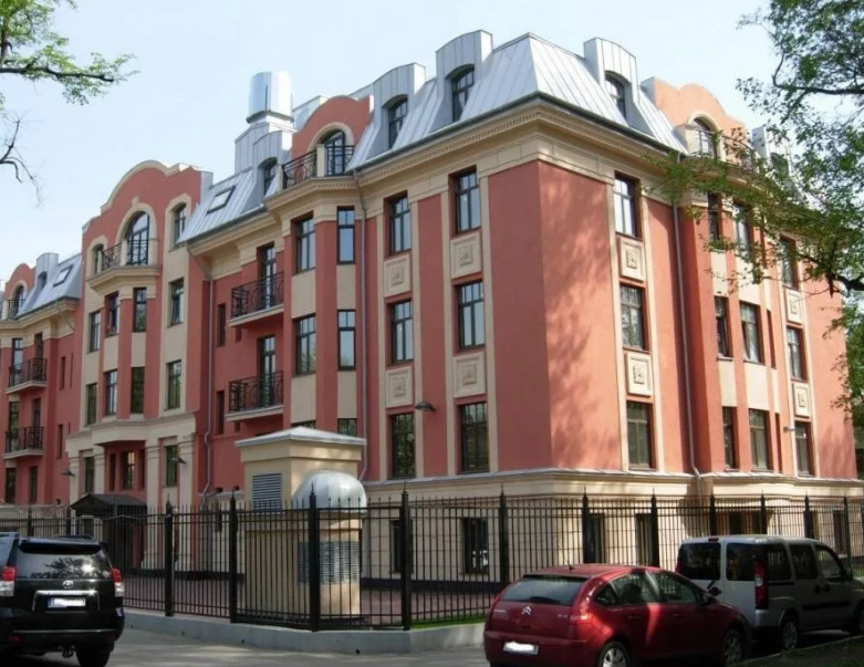 Дибуновская 22