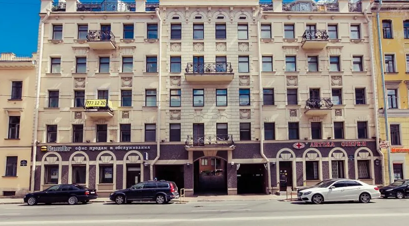 8-я Линия В. О., д. 37