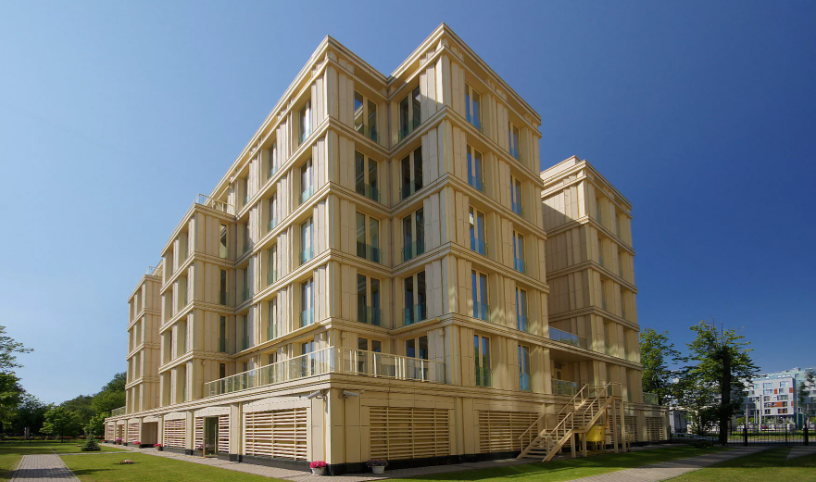 Крестовский, 12