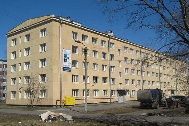 Жилой дом в Петродворце