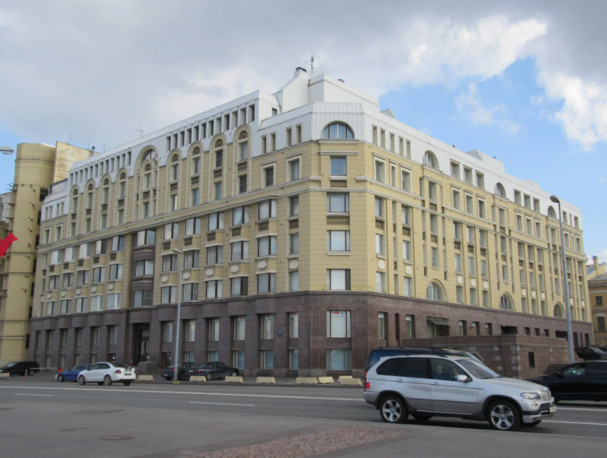 Робеспьера, д.12