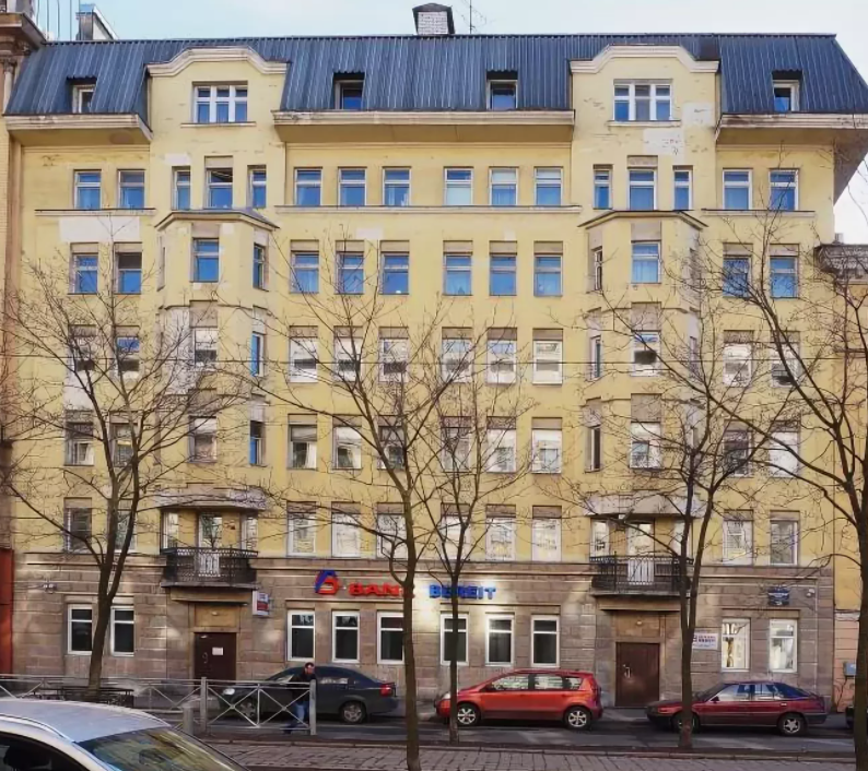 Малодетскосельский, 32