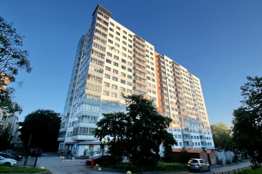 пр. Тореза, 44